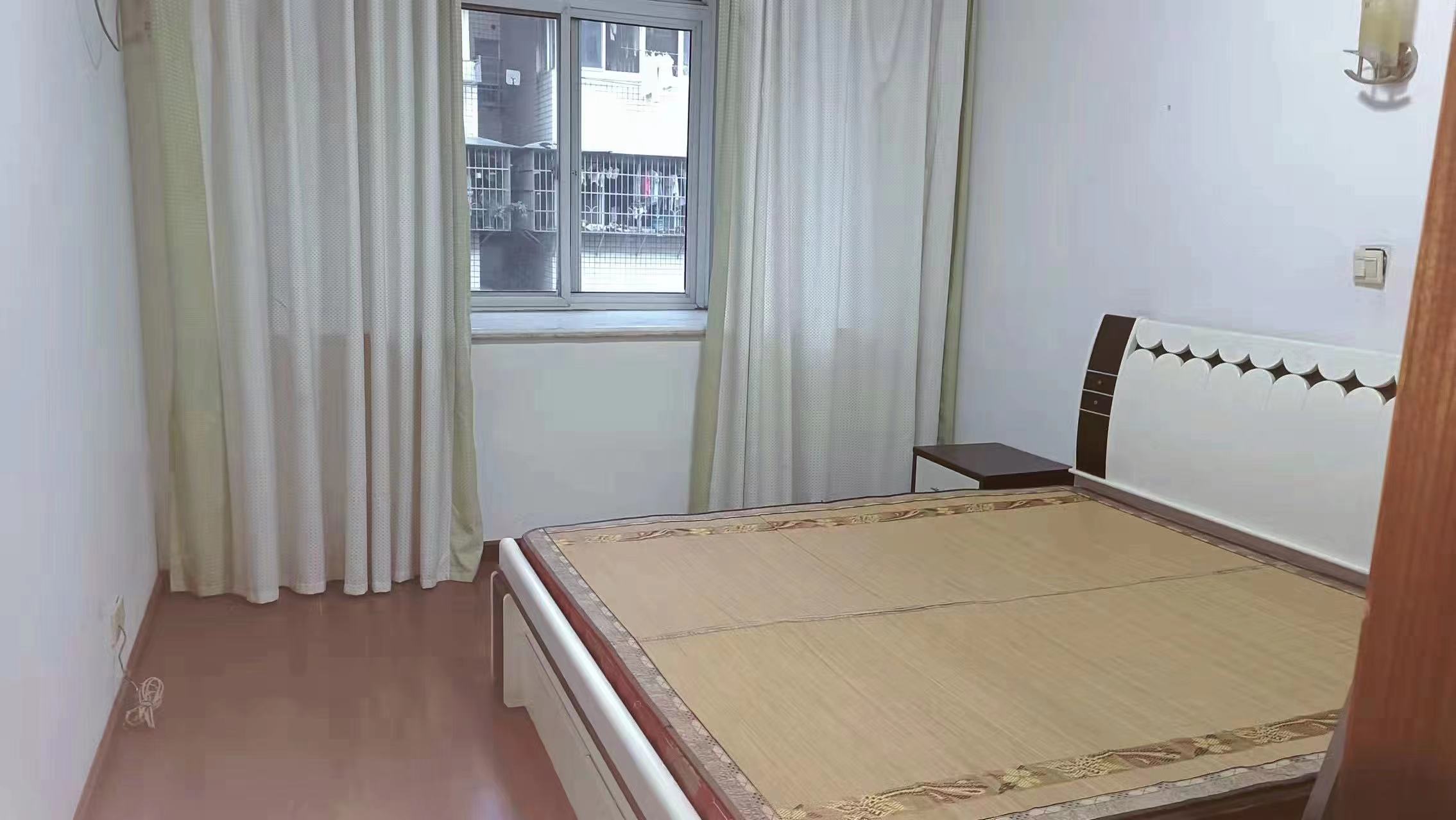 馨竹苑 2室1厅1卫 37.8万 馨竹苑 2室1厅1卫 37.8万客厅