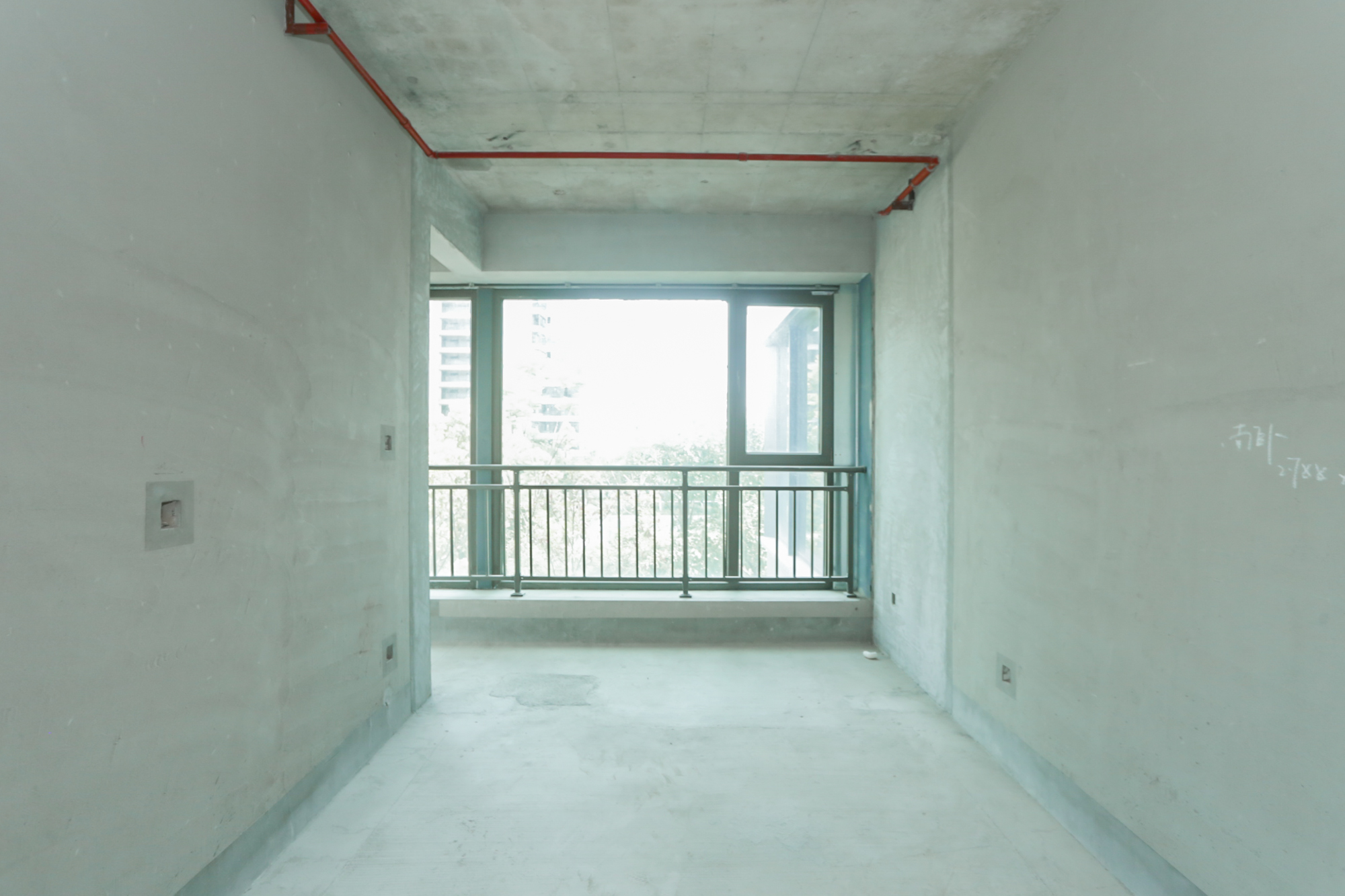 远洋外滩壹号  4室2厅2卫    270.0万其他