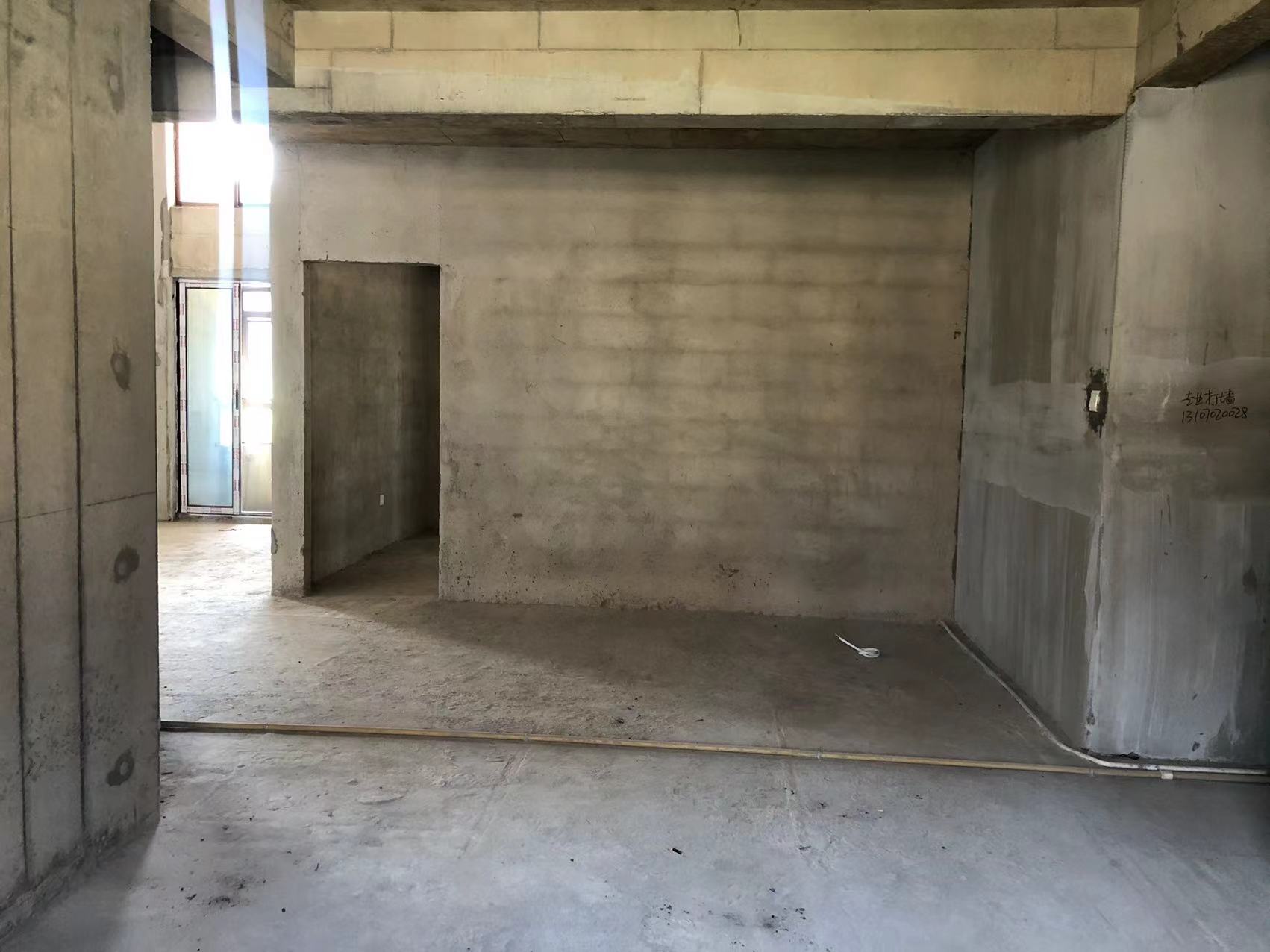 翡翠公园(北大资源) 4室2厅1卫 110.0万 翡翠公园(北大资源) 4室2厅1卫 110.0万客厅