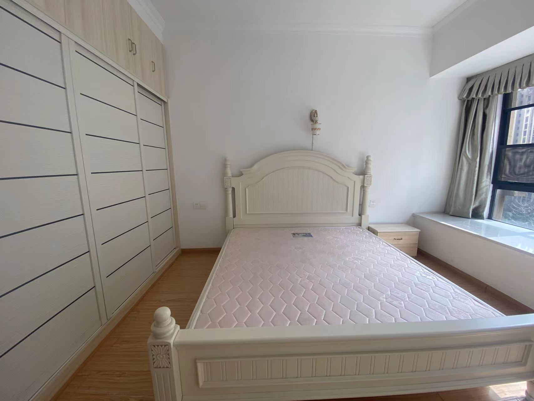 经世龙城 3室2厅1卫 84.8万 经世龙城 3室2厅1卫 84.8万客厅