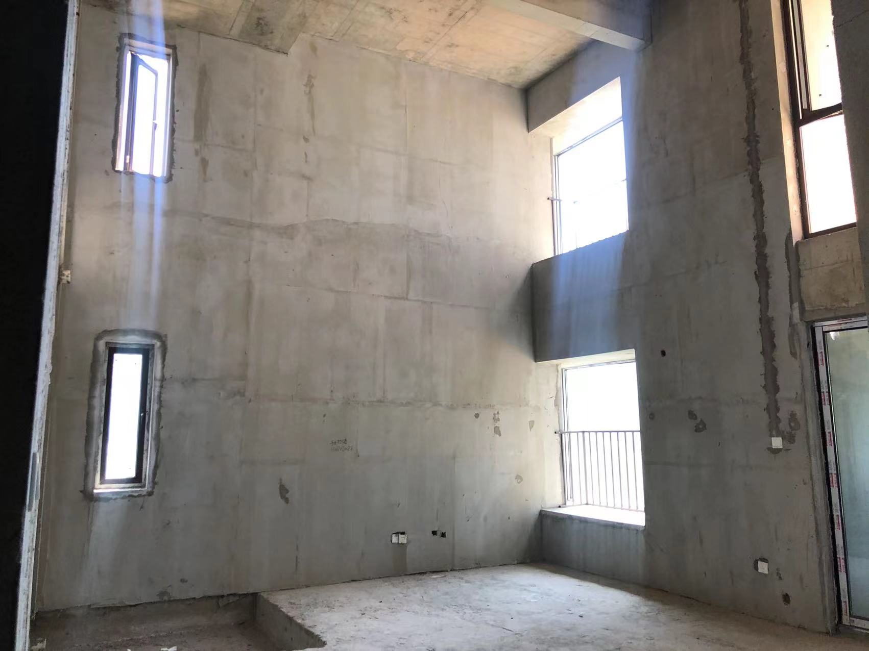 翡翠公园(北大资源) 4室2厅1卫 110.0万 翡翠公园(北大资源) 4室2厅1卫 110.0万客厅