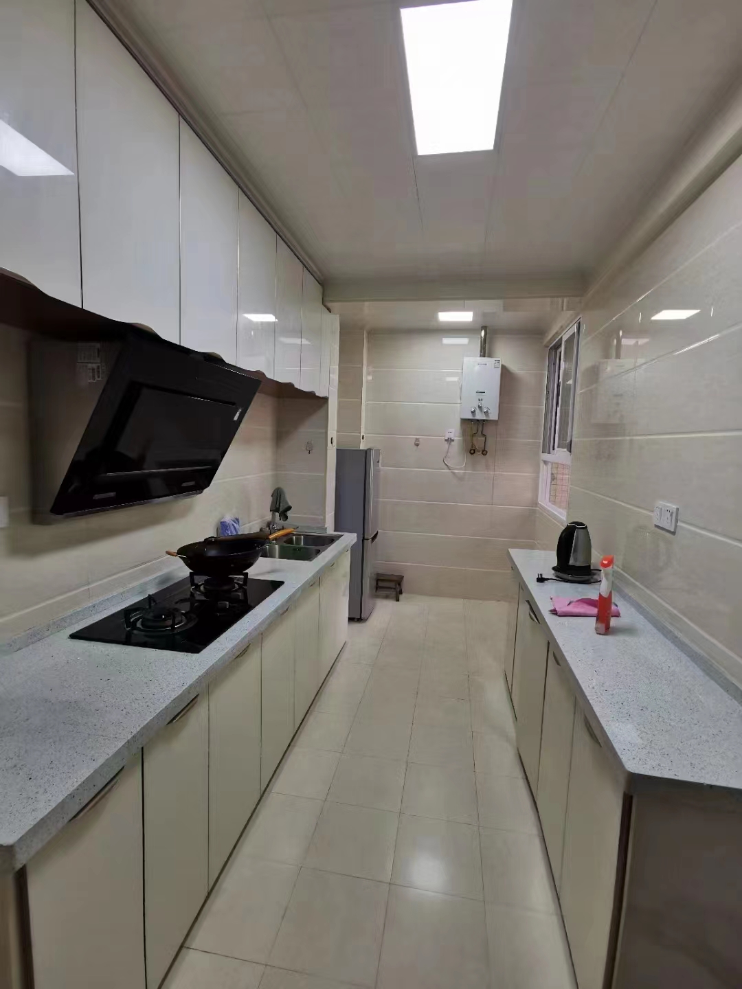 荷塘星城 2室2厅1卫 61.8万 荷塘星城 2室2厅1卫 61.8万客厅