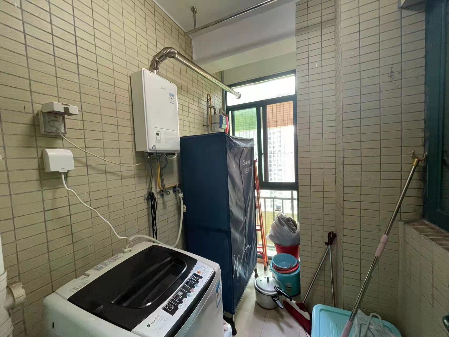 株洲恒大名都  3室2厅1卫   65.00万客厅