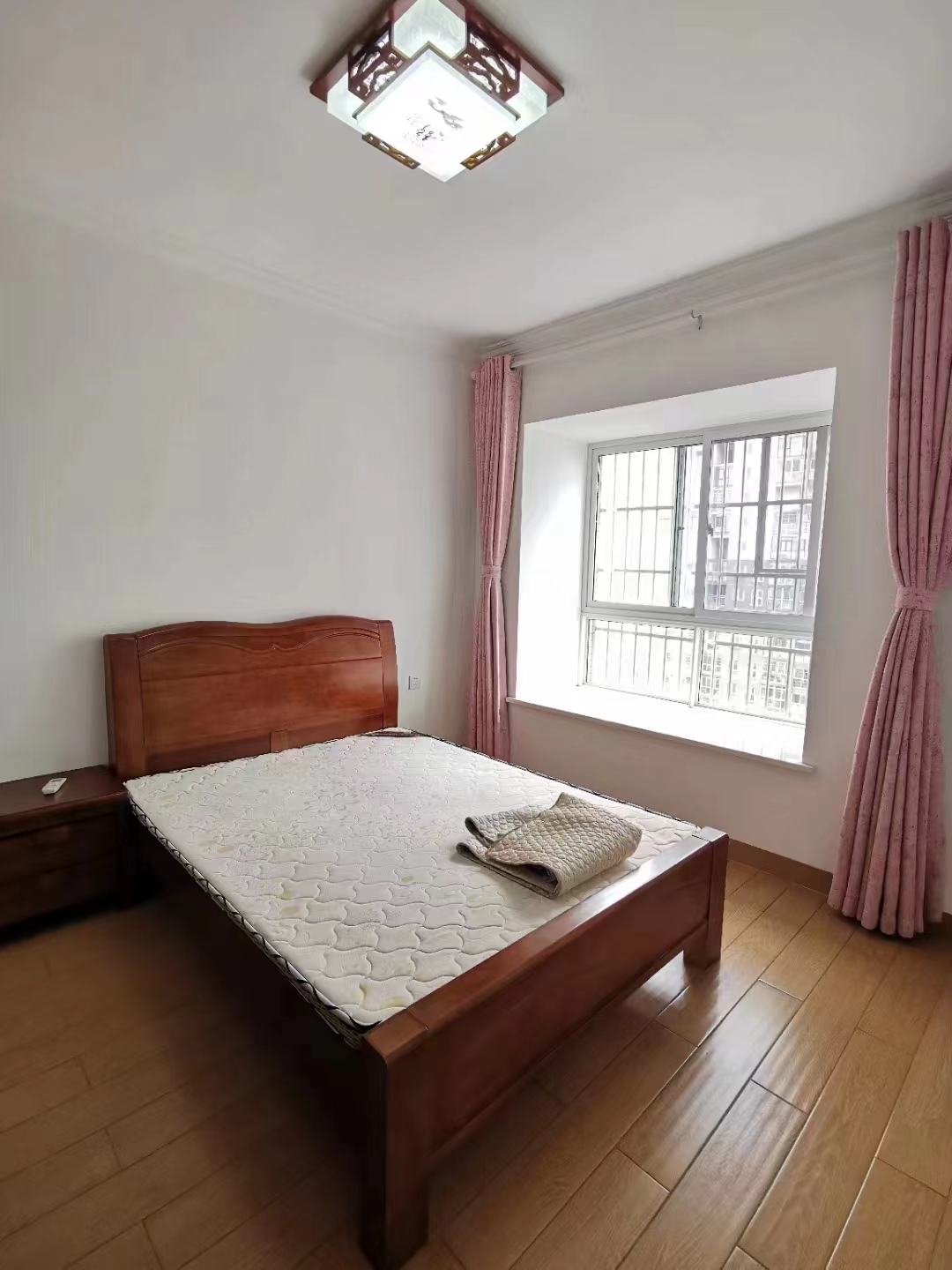 荷塘星城 2室2厅1卫 61.8万 荷塘星城 2室2厅1卫 61.8万客厅