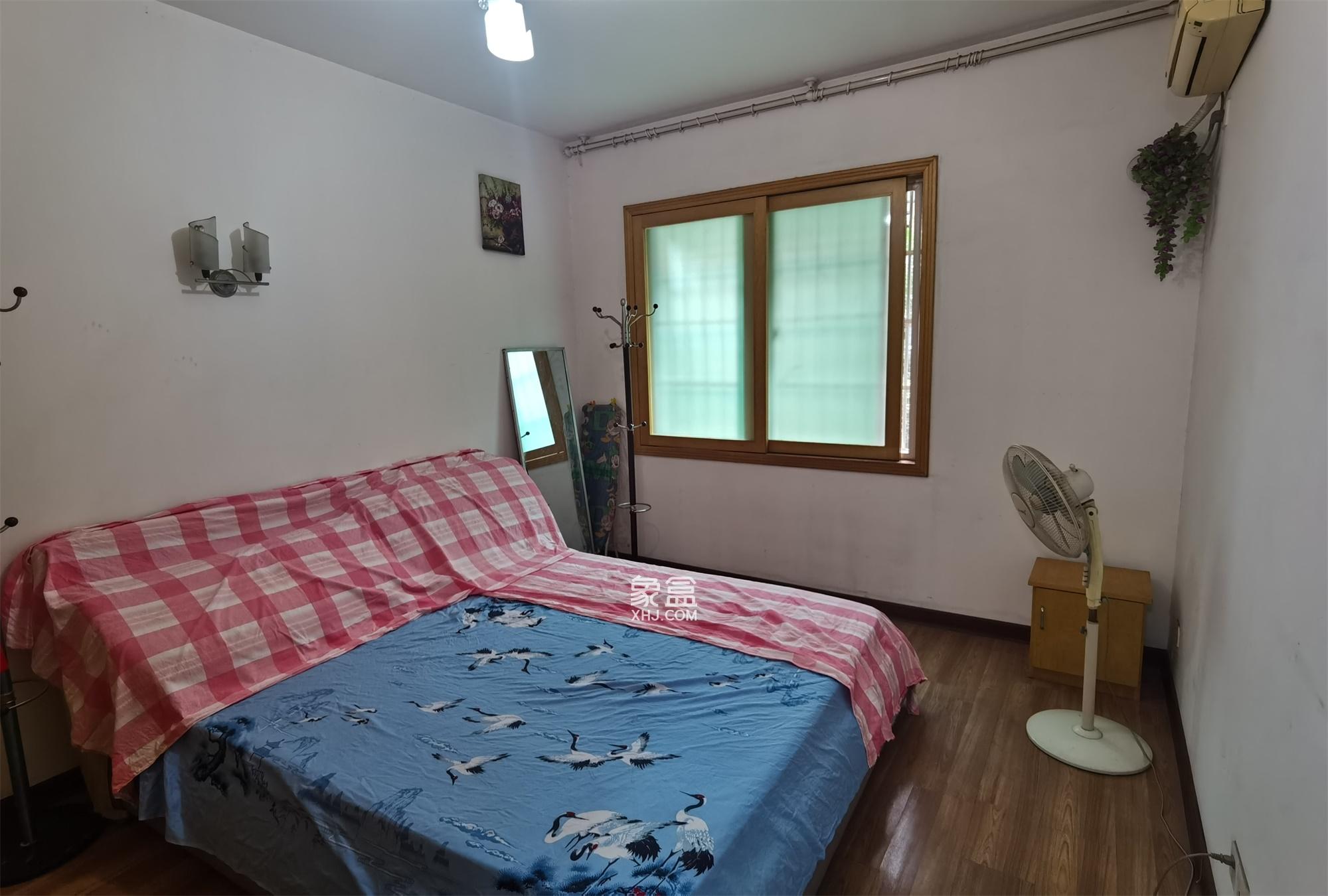 熹悦花都 4室2厅1卫 78.0万 熹悦花都 4室2厅1卫 78.0万客厅