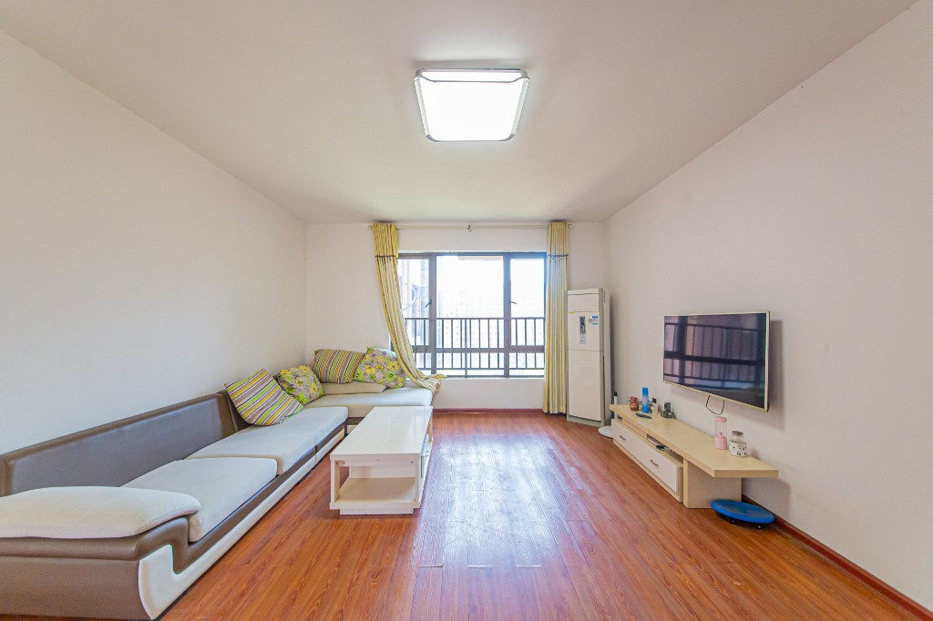 鑫远和城（一、二期）  4室2厅2卫    148.0万室内图1