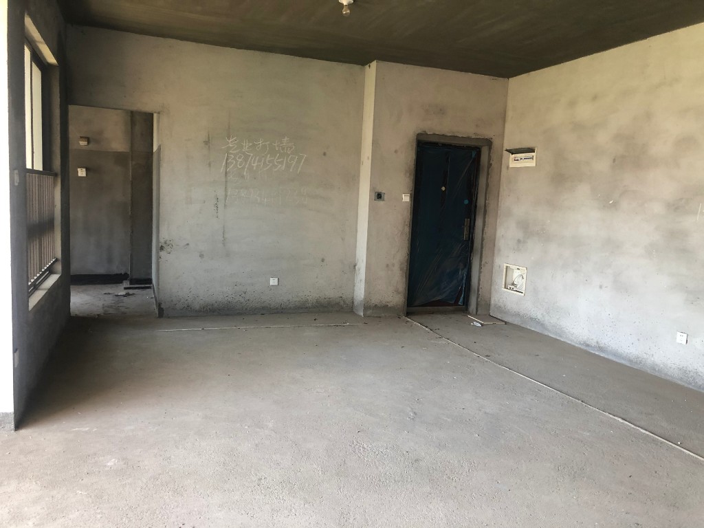 荷塘观邸 3室2厅2卫 67.8万 荷塘观邸 3室2厅2卫 67.8万客厅