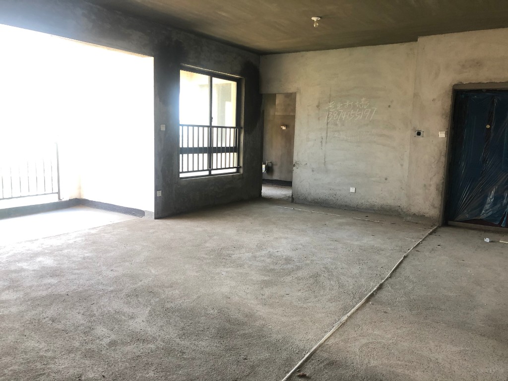 荷塘观邸 3室2厅2卫 67.8万 荷塘观邸 3室2厅2卫 67.8万客厅