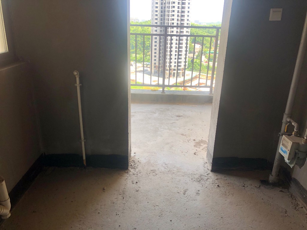 荷塘观邸 3室2厅2卫 67.8万 荷塘观邸 3室2厅2卫 67.8万客厅