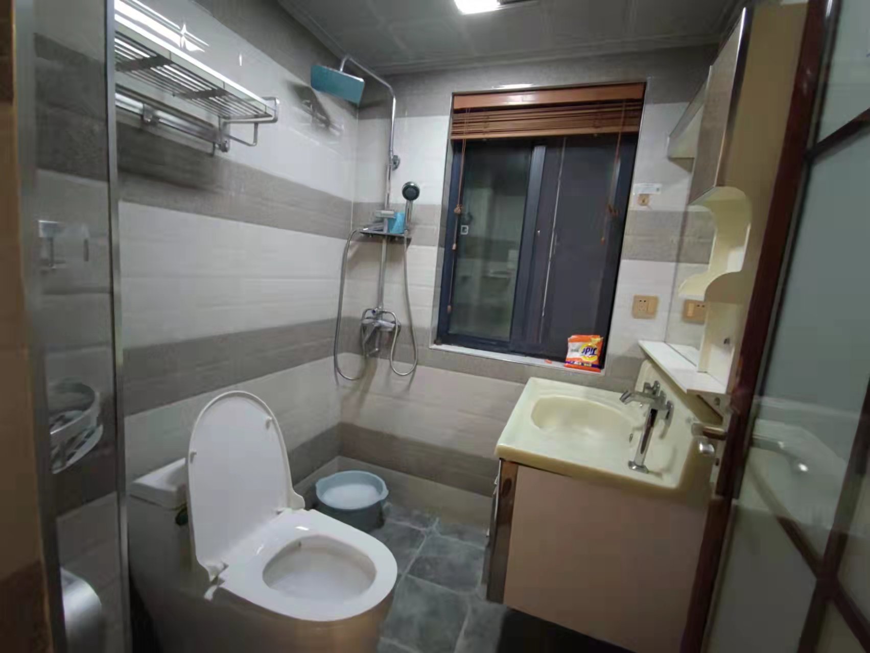 中建御山和苑 1室1厅1卫 47.0万 中建御山和苑 1室1厅1卫 47.0万客厅