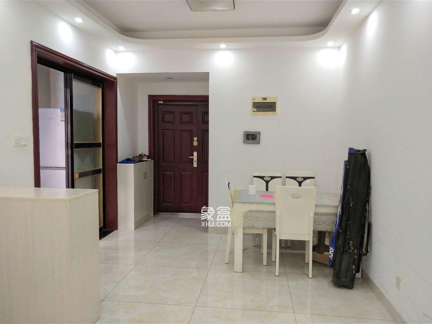 康桥美郡 3室2厅2卫 60.0万 康桥美郡 3室2厅2卫 60.0万客厅