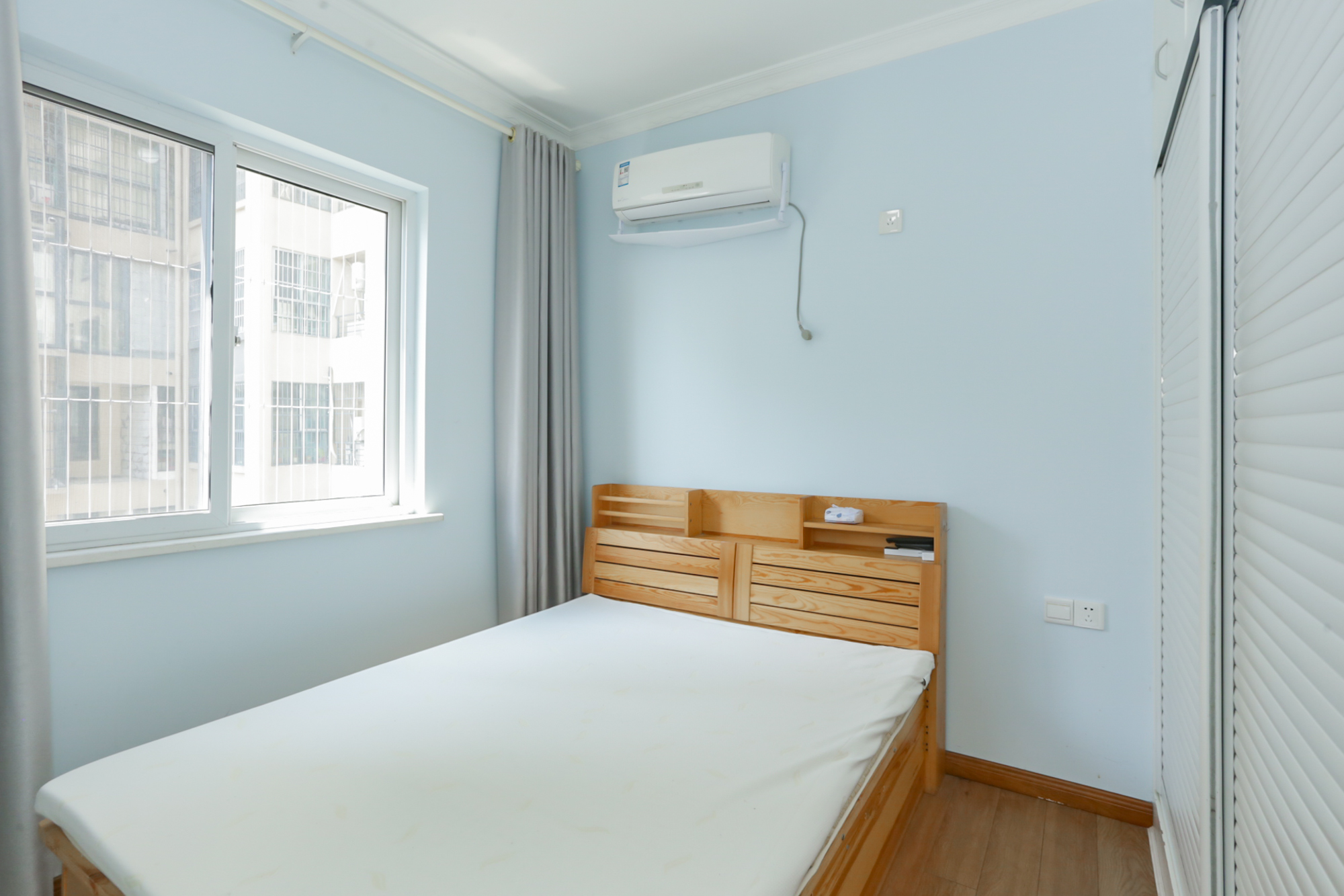 天麓尚层  2室2厅1卫    78.0万卧室