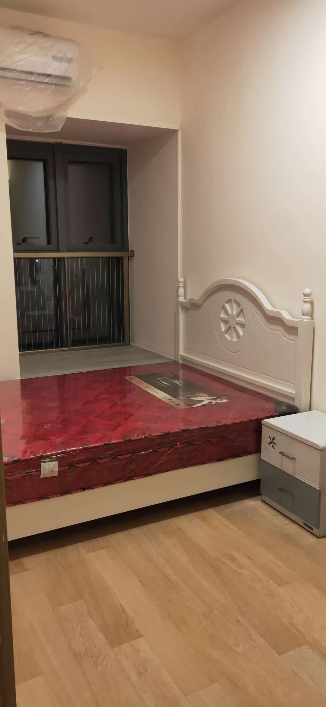 恒大御景湾 1室1厅1卫 25.0万 恒大御景湾 1室1厅1卫 25.0万客厅