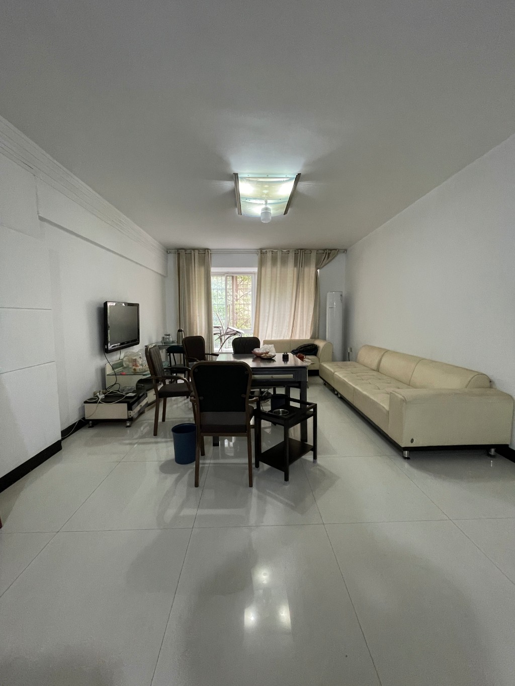 珠江丽园 3室2厅0卫 72.0万 珠江丽园 3室2厅0卫 72.0万客厅