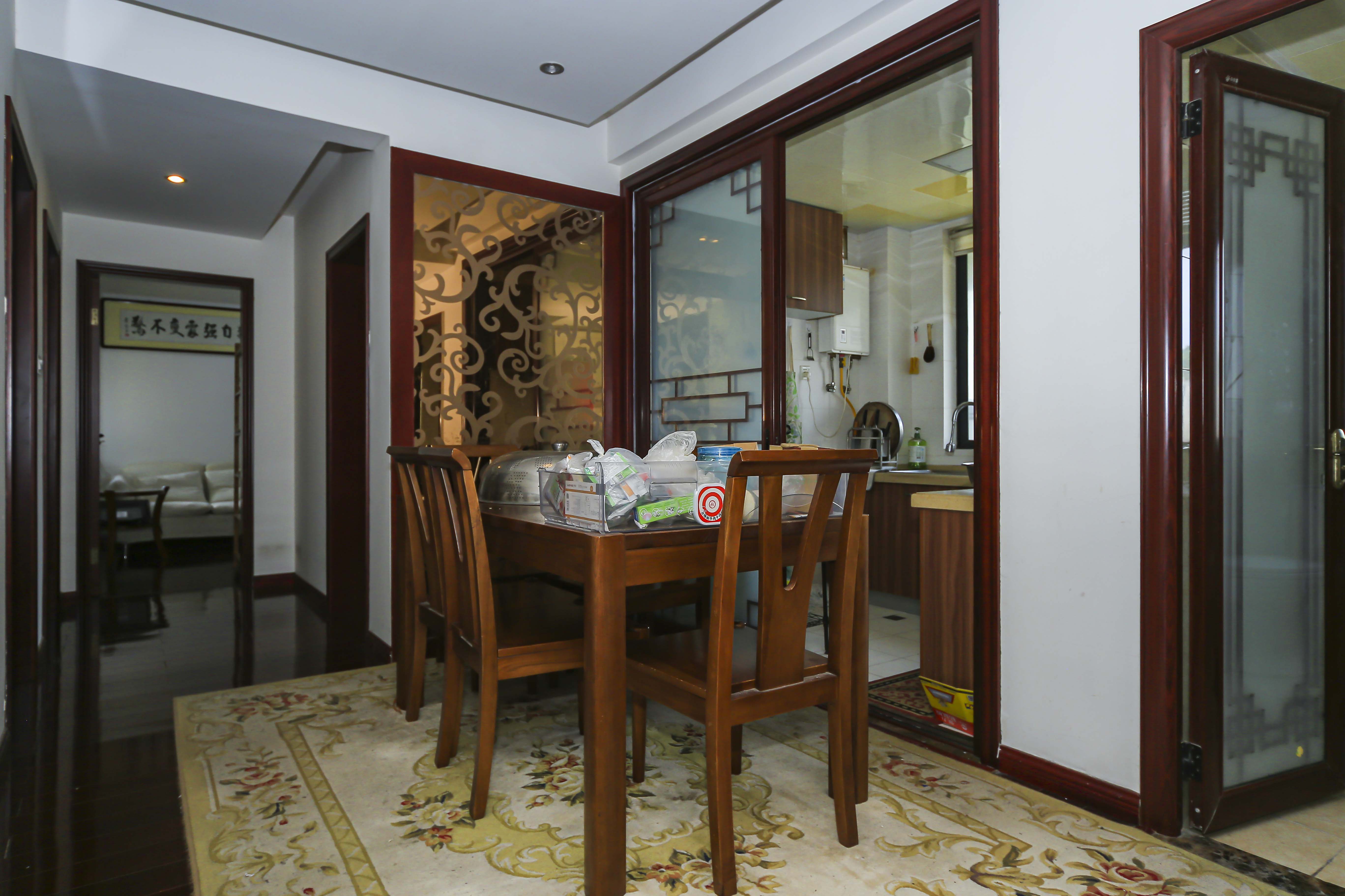 中建麓山和苑 4室2厅2卫 127.85万 中建麓山和苑 4室2厅2卫 127.85万客厅