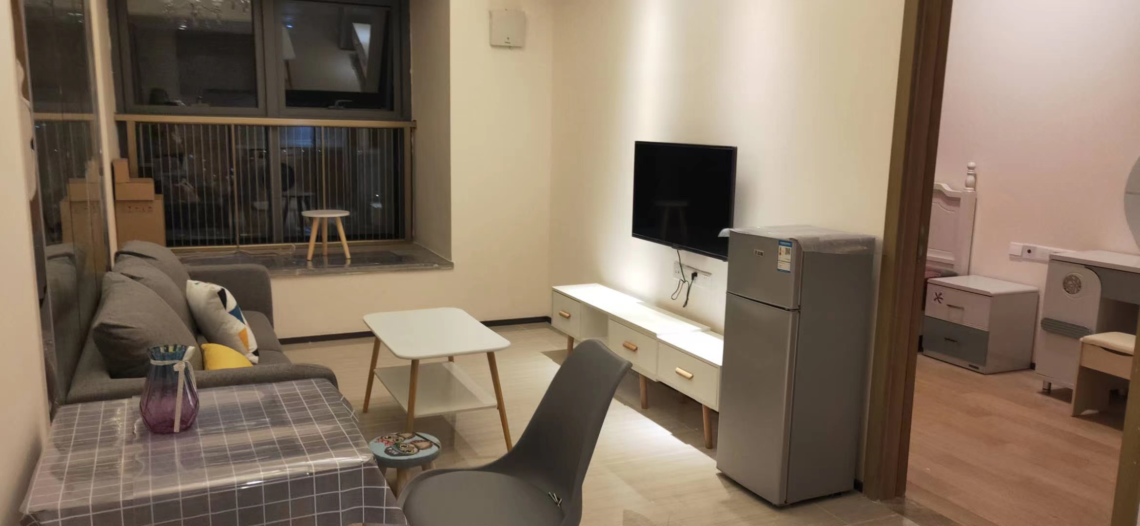 恒大御景湾 1室1厅1卫 25.0万 恒大御景湾 1室1厅1卫 25.0万客厅