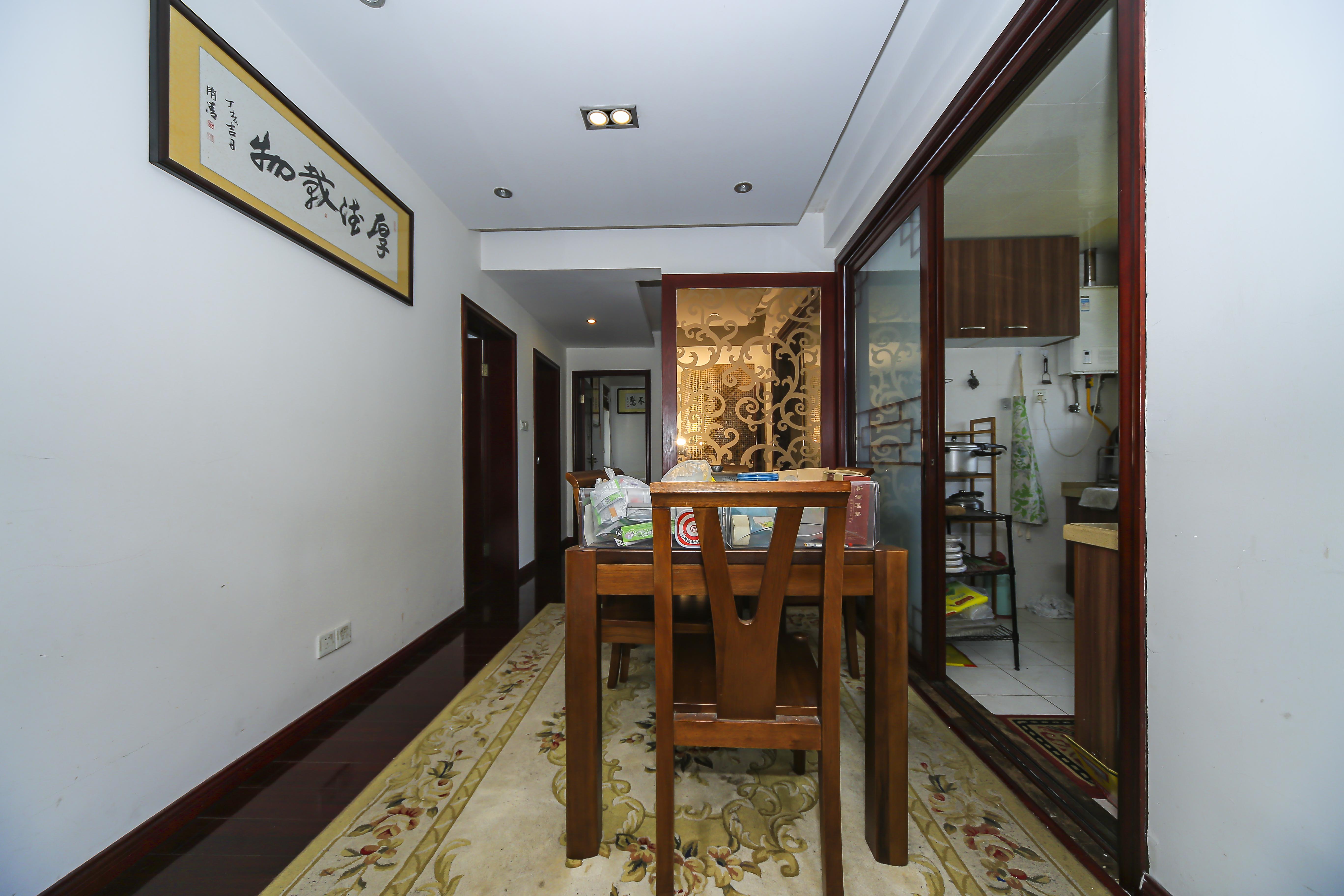 中建麓山和苑  4室2厅2卫    127.85万客厅