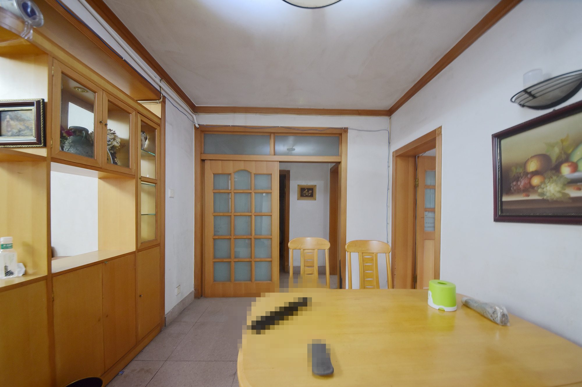 东塘电力院  3室2厅2卫   180.00万客厅