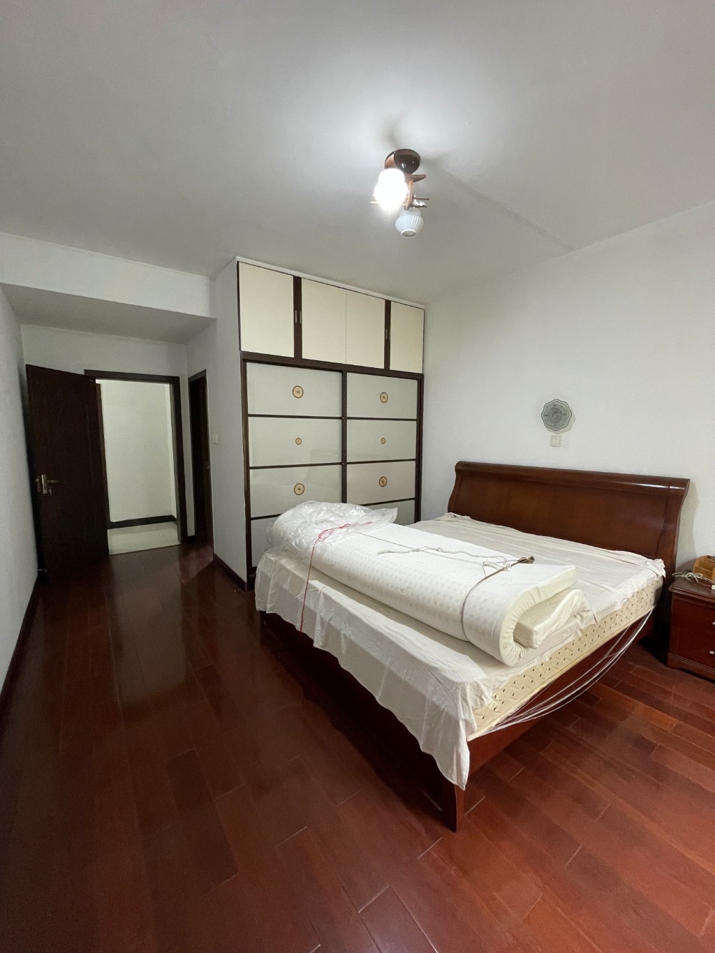 珠江丽园 3室2厅0卫 72.0万 珠江丽园 3室2厅0卫 72.0万客厅