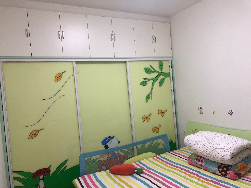 百江花园 2室2厅1卫 48.0万 百江花园 2室2厅1卫 48.0万客厅