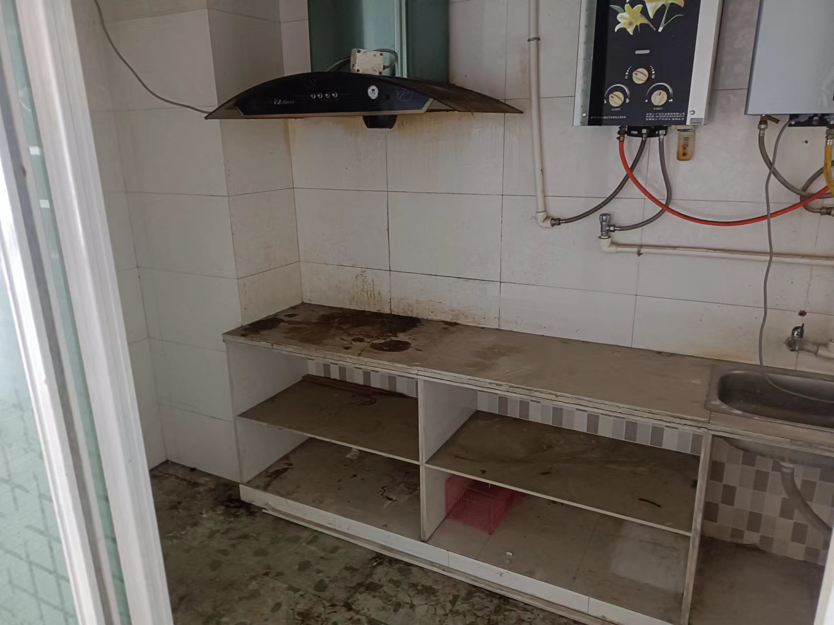 万鸿鑫城 3室2厅2卫 68.8万 万鸿鑫城 3室2厅2卫 68.8万客厅