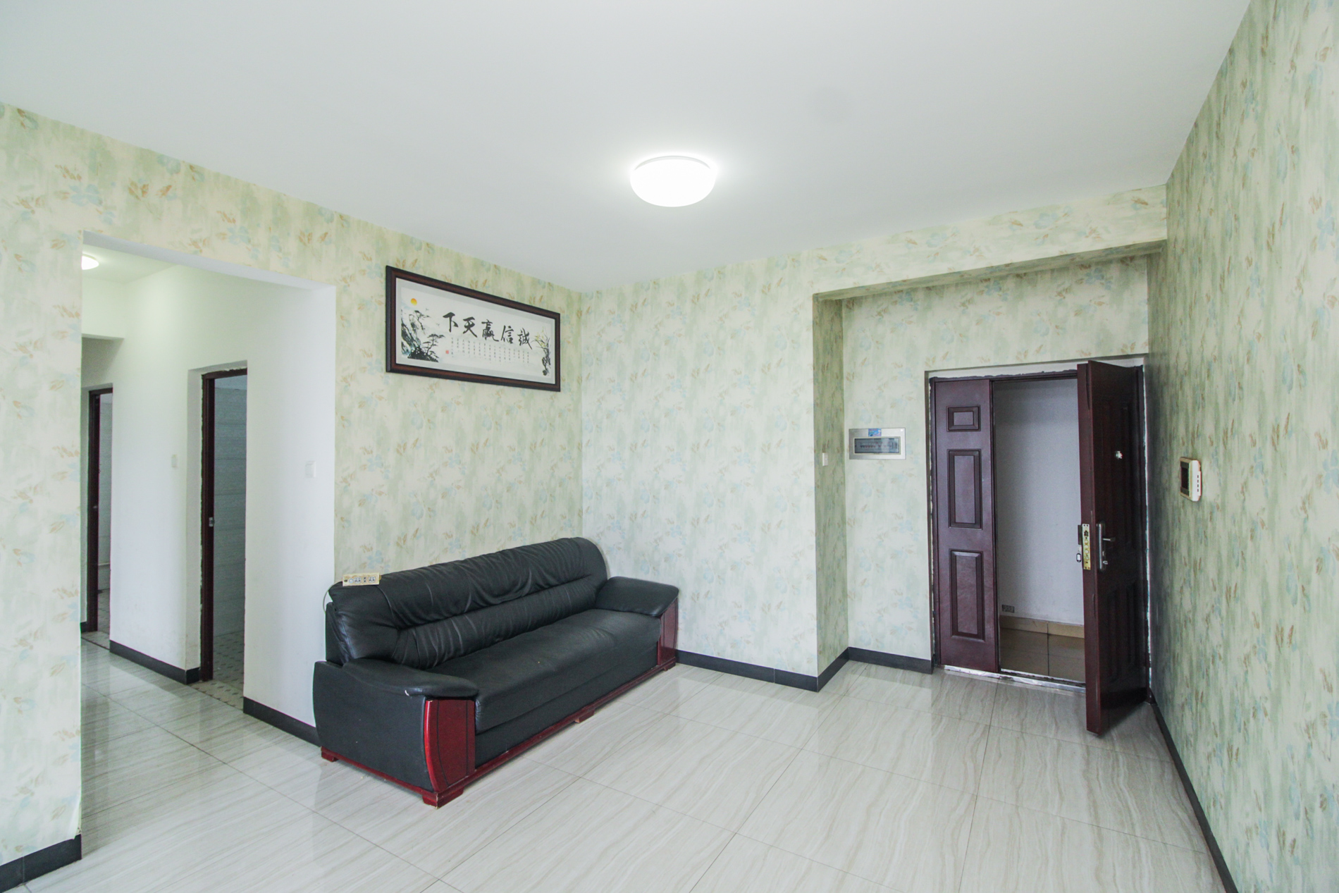 金领家族  2室2厅1卫    75.0万客厅