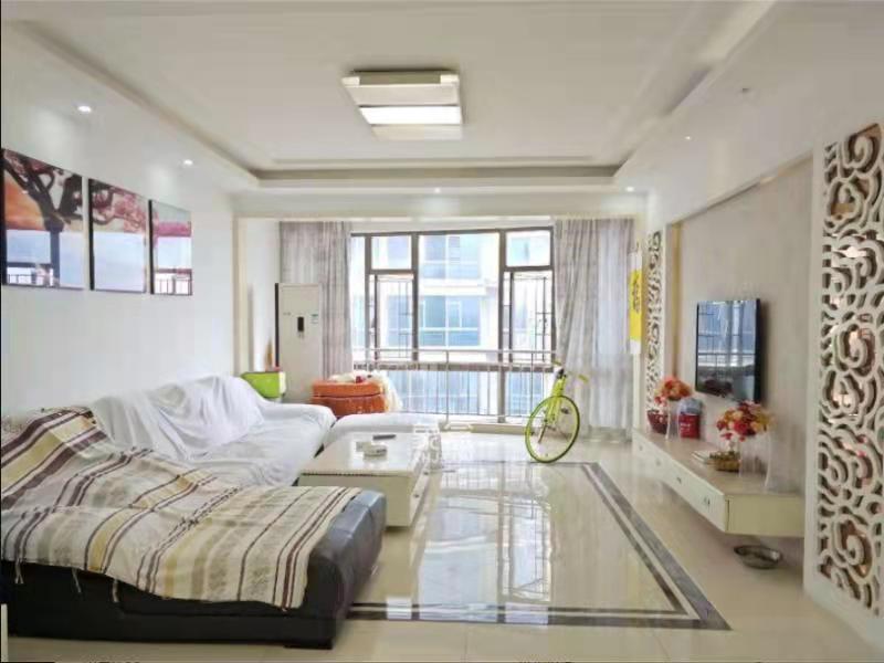 万鸿鑫城 3室2厅1卫 95.0万 万鸿鑫城 3室2厅1卫 95.0万客厅