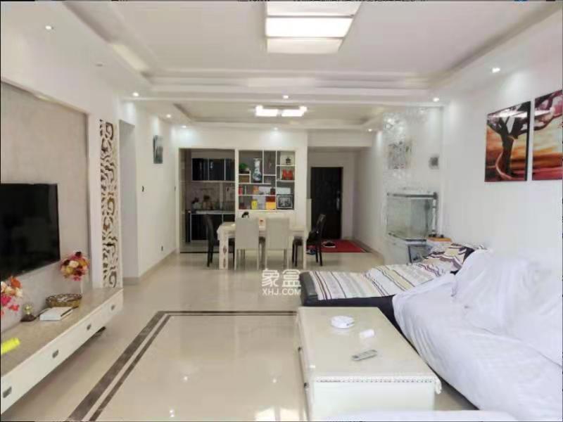 万鸿鑫城 3室2厅1卫 95.0万 万鸿鑫城 3室2厅1卫 95.0万客厅