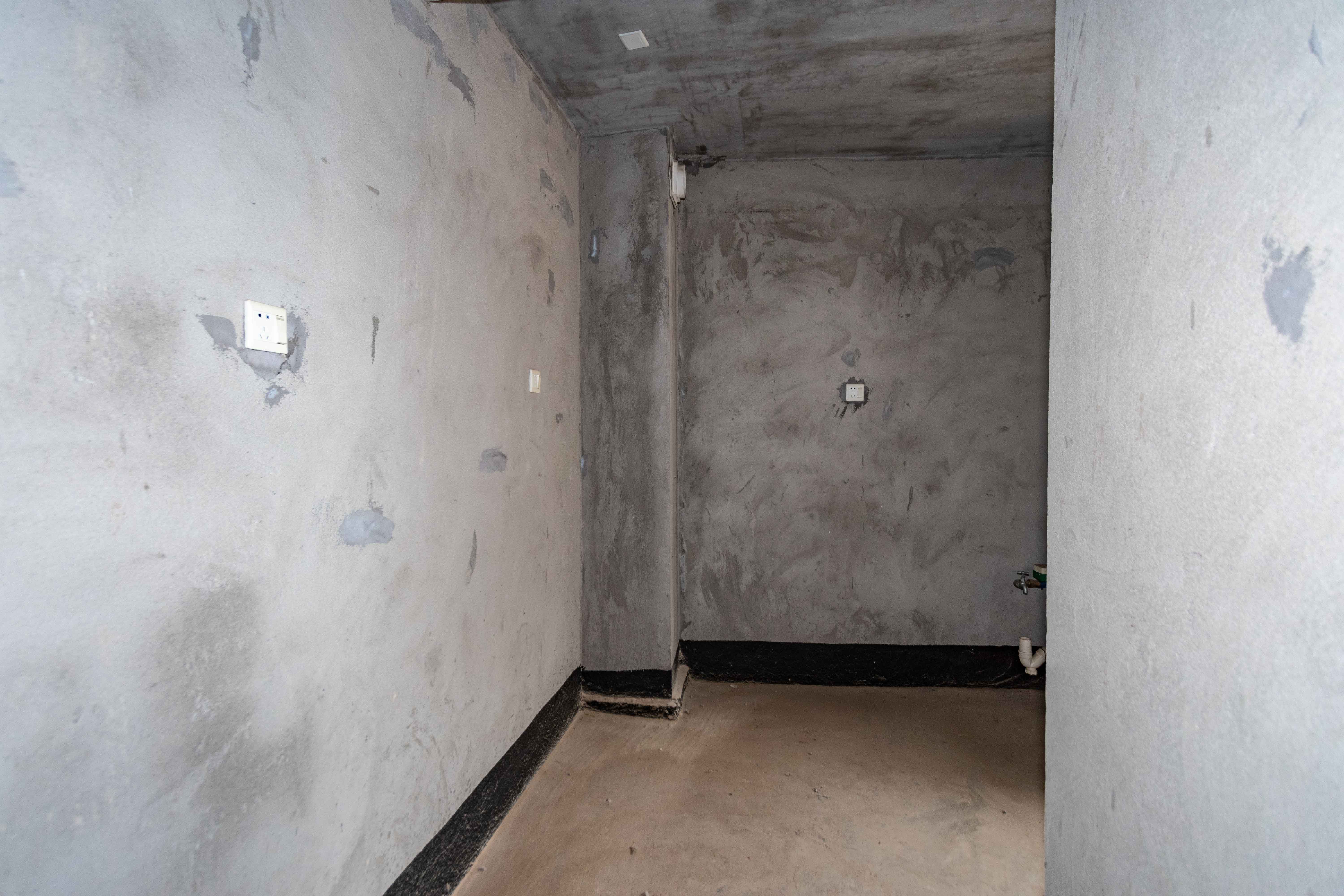 长潭佳园  2室2厅1卫    36.0万其他