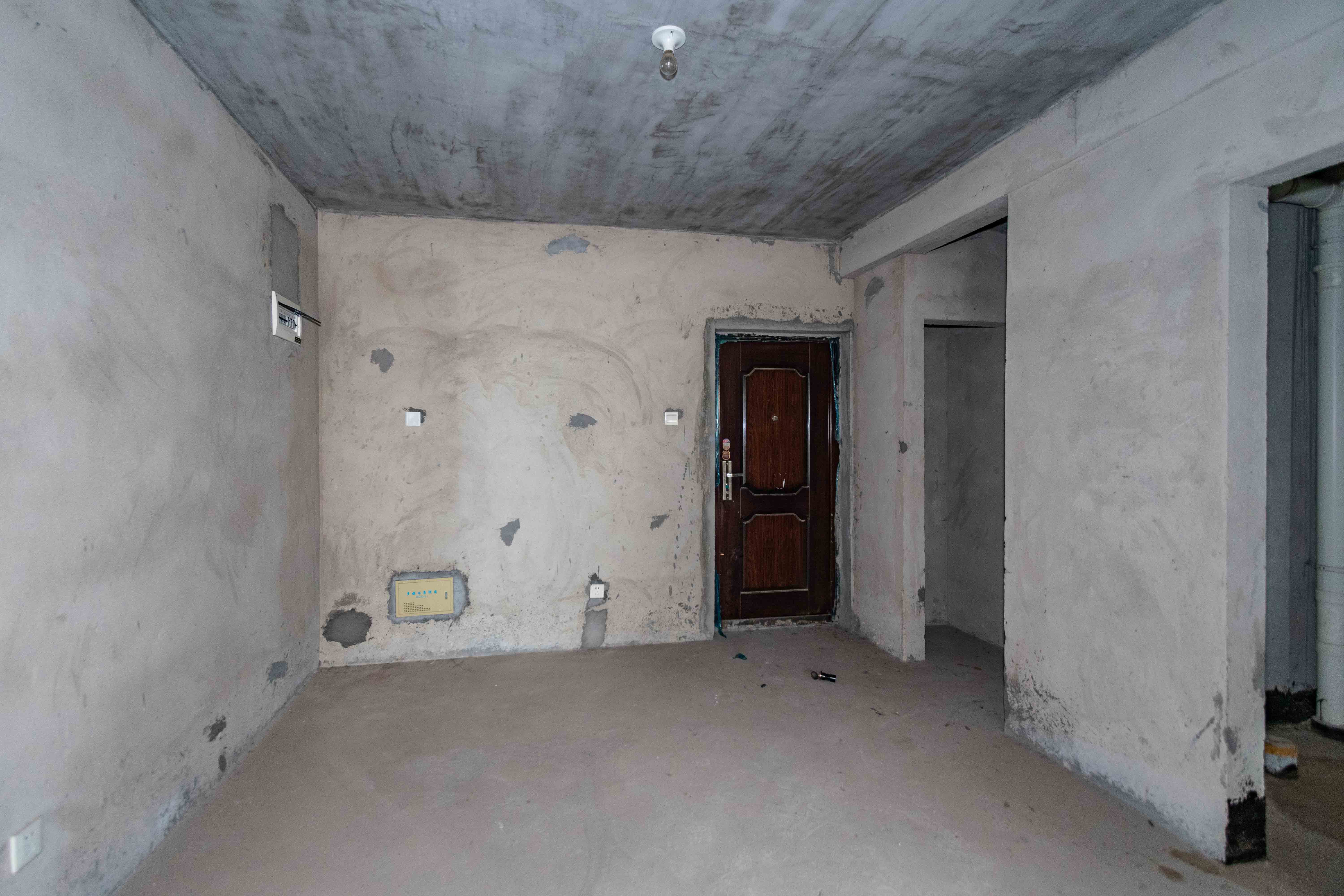 长潭佳园  2室2厅1卫    36.0万室内图1