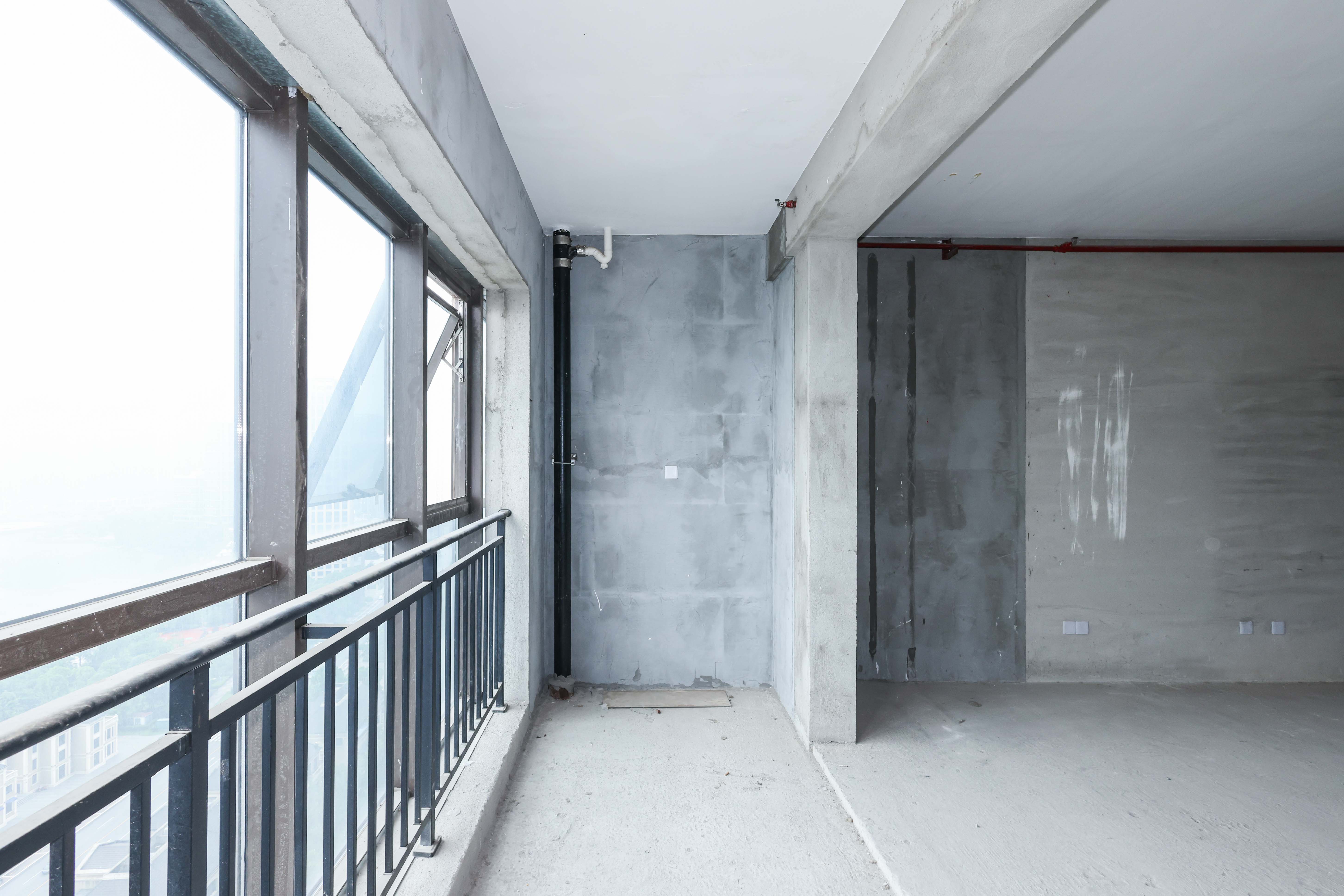 达美溪湖湾 4室2厅1厨2卫 480.00万客厅