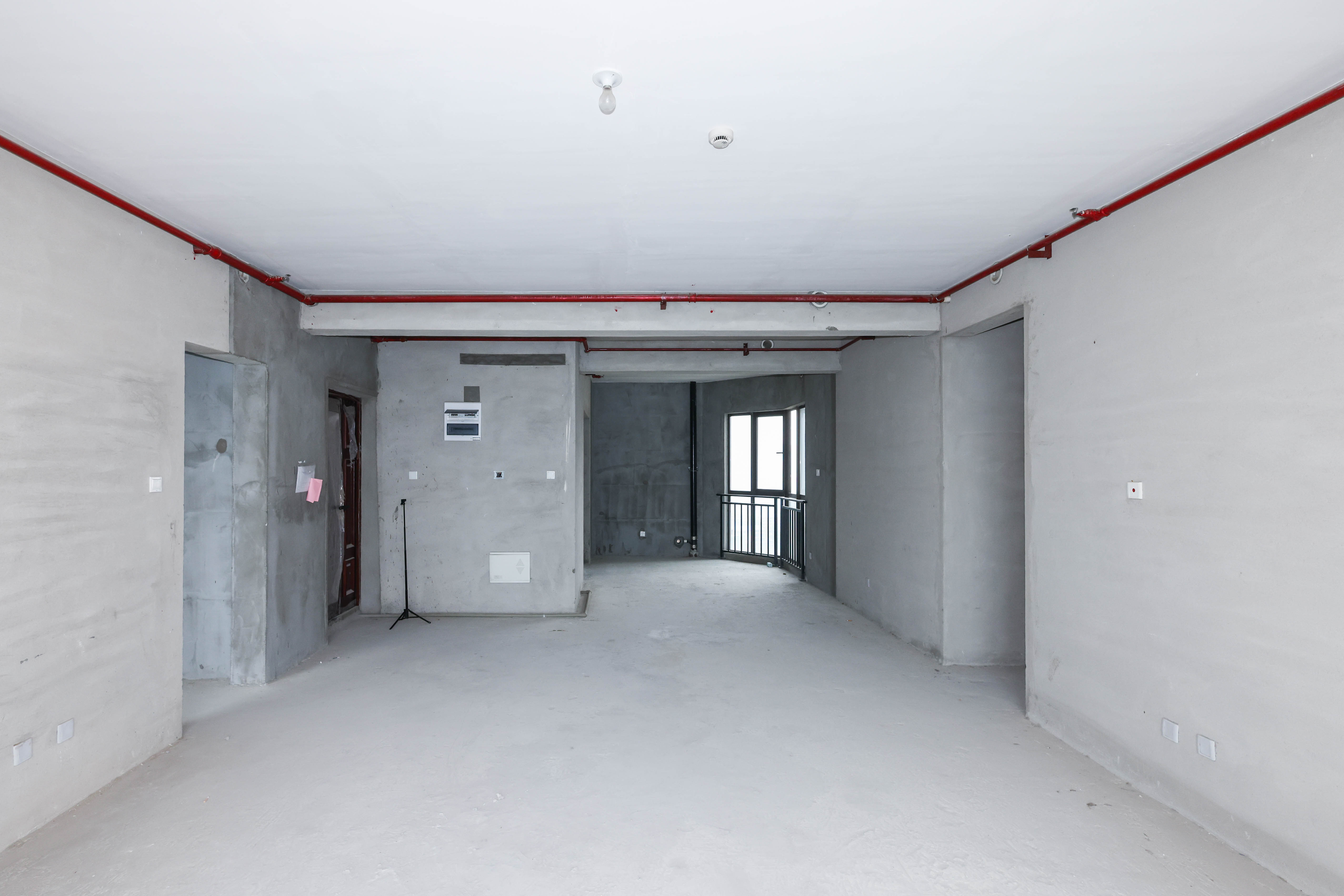 达美溪湖湾 4室2厅1厨2卫 480.00万客厅