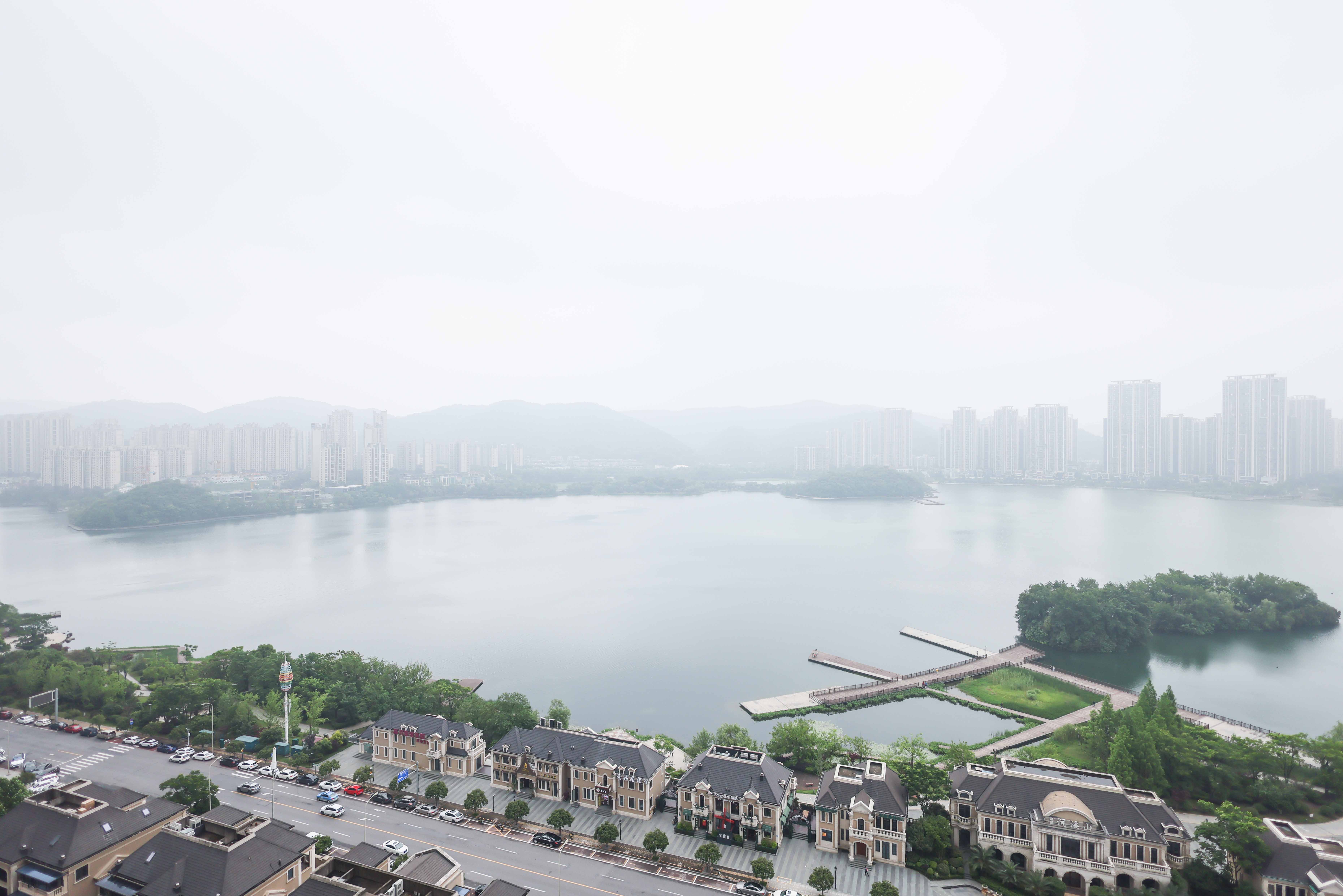 达美溪湖湾 4室2厅1厨2卫 480.00万其他