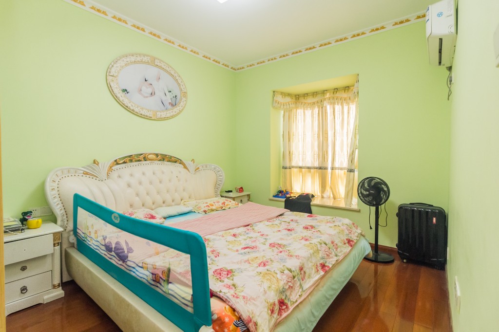 楚天世纪城东苑  2室2厅1卫    65.8万卧室