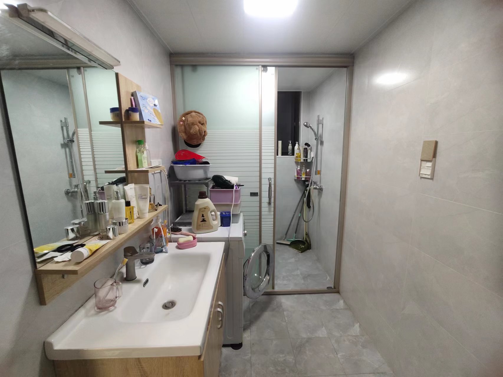 蓝溪谷  3室2厅2卫   76.80万客厅