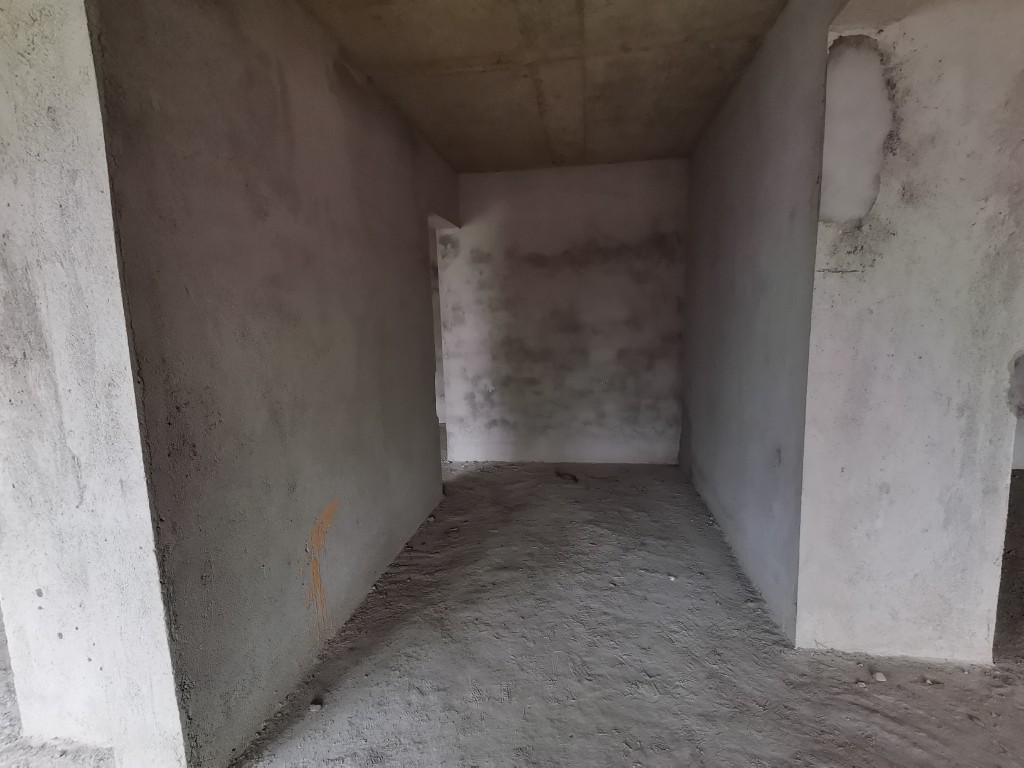 佳兆业金域天下二期 9室6厅4卫 248.0万 佳兆业金域天下二期 9室6厅4卫 248.0万客厅