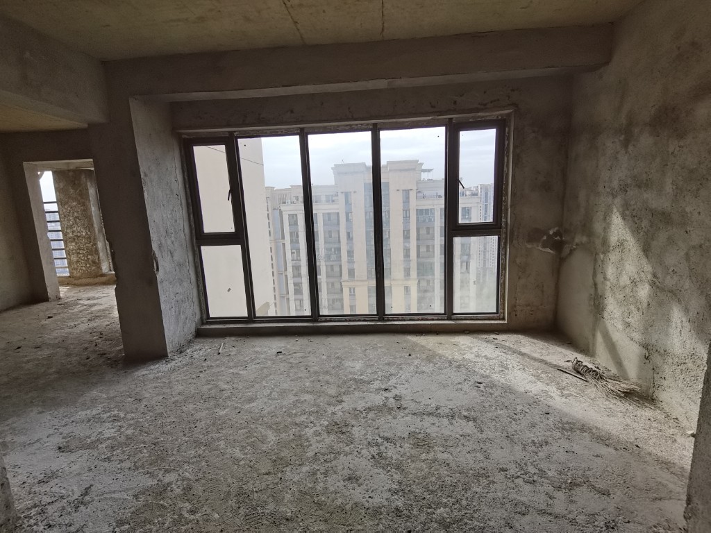 佳兆业金域天下二期 9室6厅4卫 248.0万 佳兆业金域天下二期 9室6厅4卫 248.0万客厅