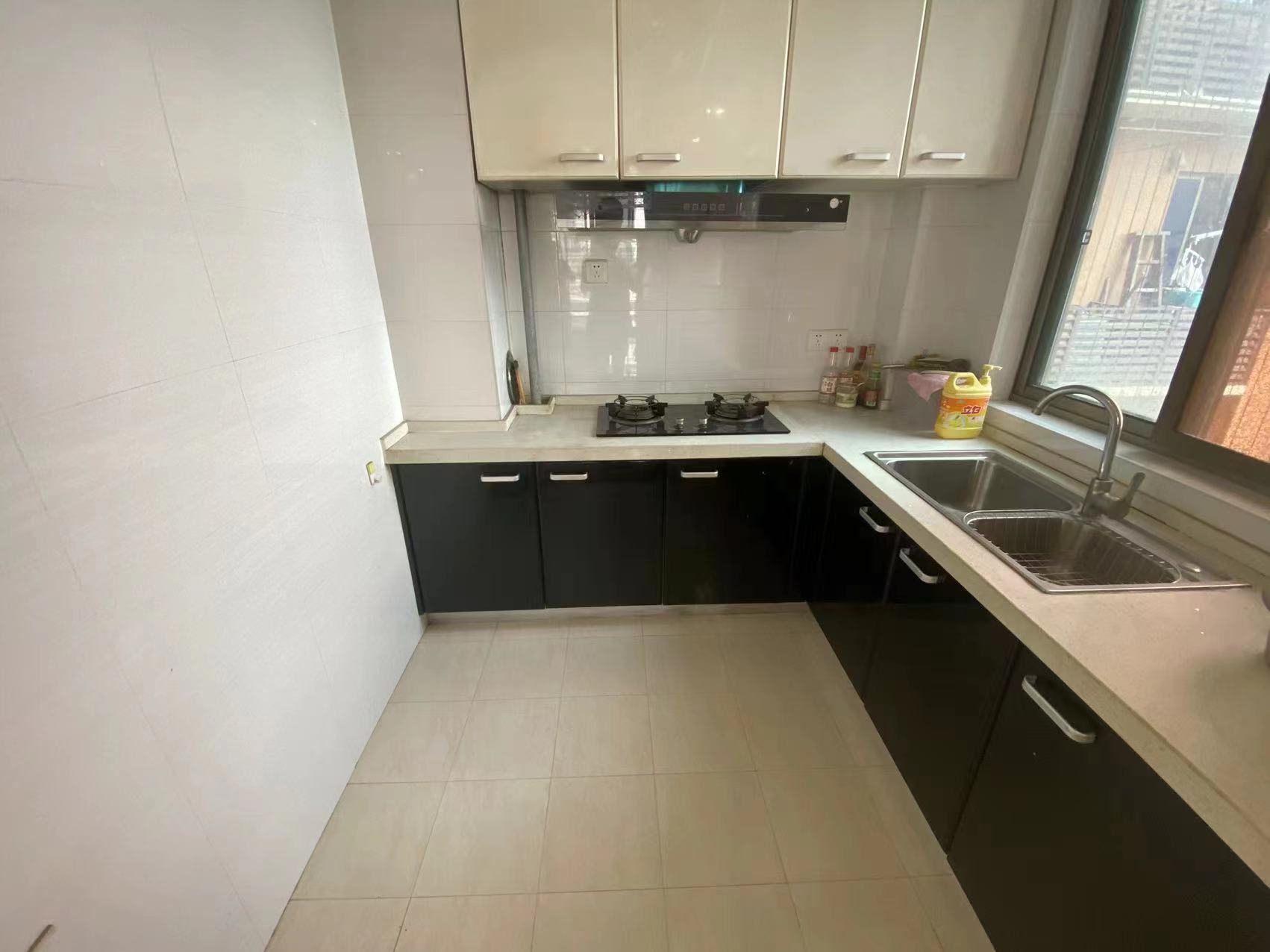 天顺锦楼 2室2厅1卫 59.8万 天顺锦楼 2室2厅1卫 59.8万客厅