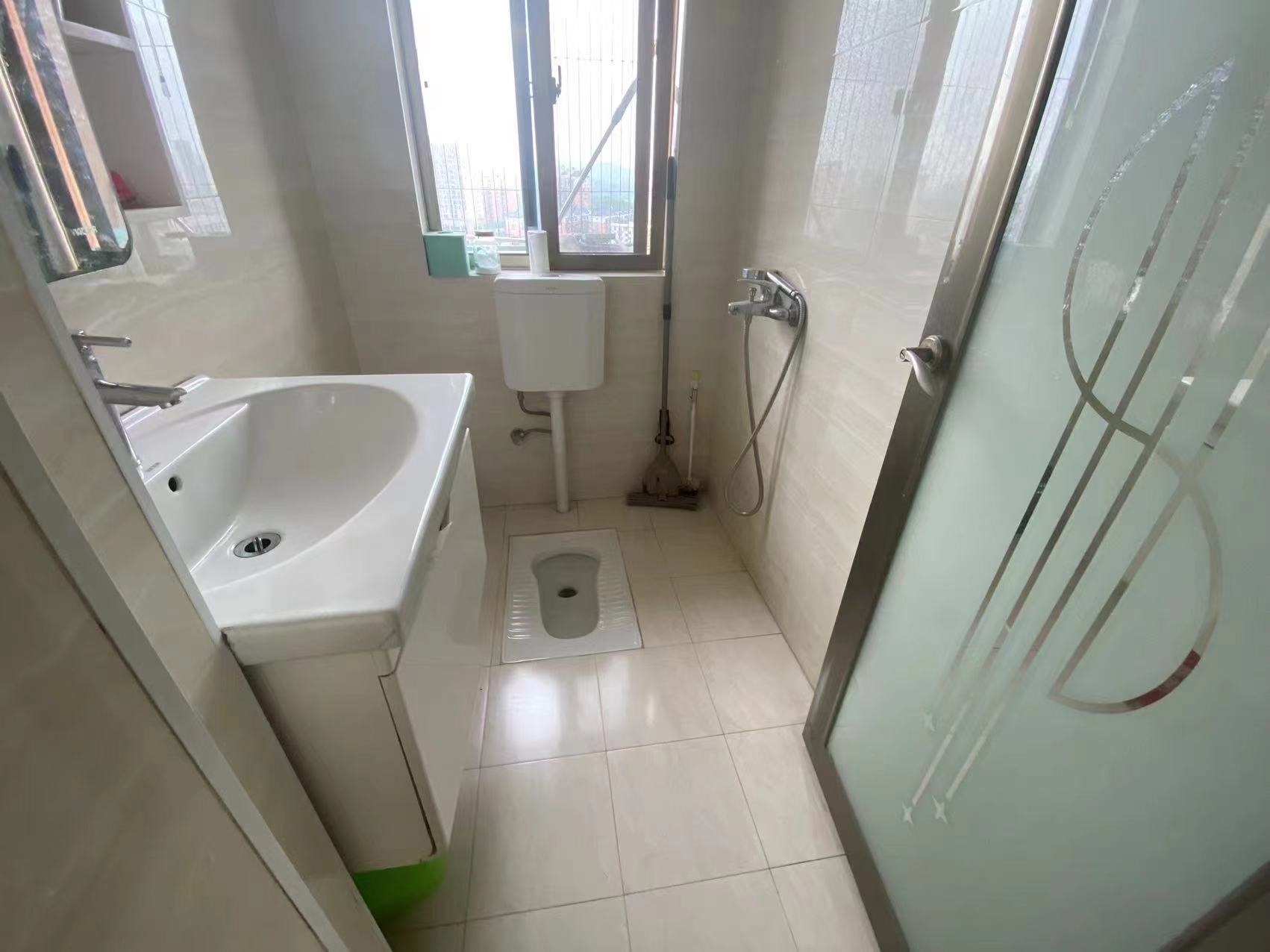 天顺锦楼 2室2厅1卫 59.8万 天顺锦楼 2室2厅1卫 59.8万客厅