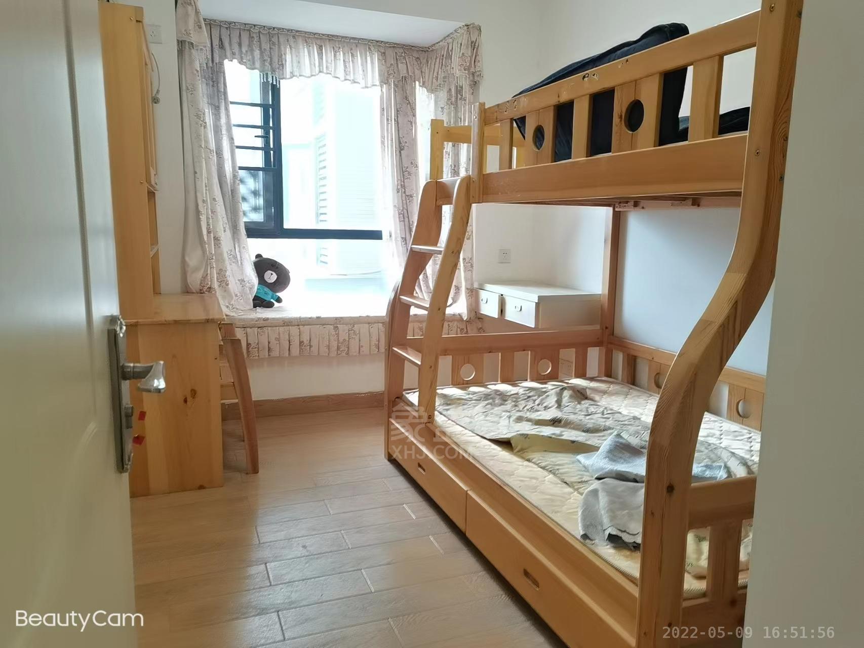 中建御山和苑 3室2厅2卫 92.0万 中建御山和苑 3室2厅2卫 92.0万客厅