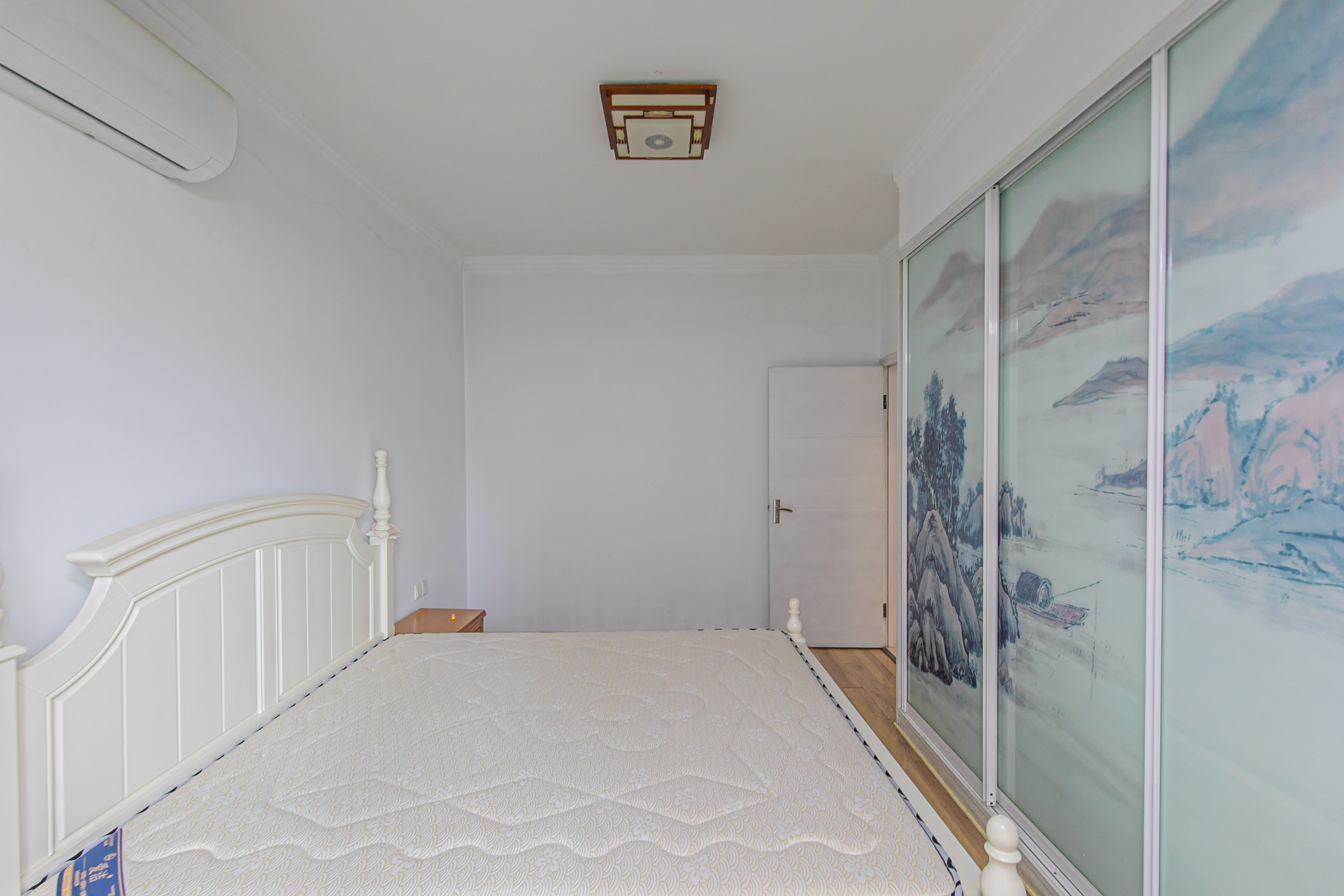 广泰家园 3室2厅2卫 86.0万 广泰家园 3室2厅2卫 86.0万卧室