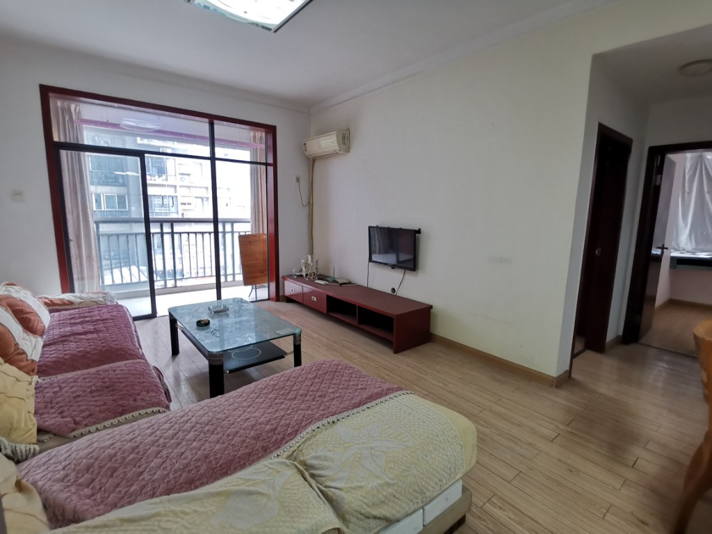 城市风景  2室2厅1卫    53.0万 城市风景  2室2厅1卫    53.0万客厅