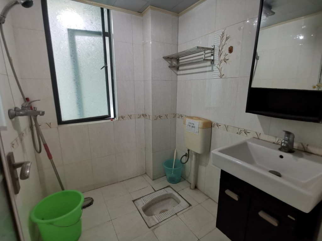 城市风景  2室2厅1卫    53.0万 城市风景  2室2厅1卫    53.0万客厅