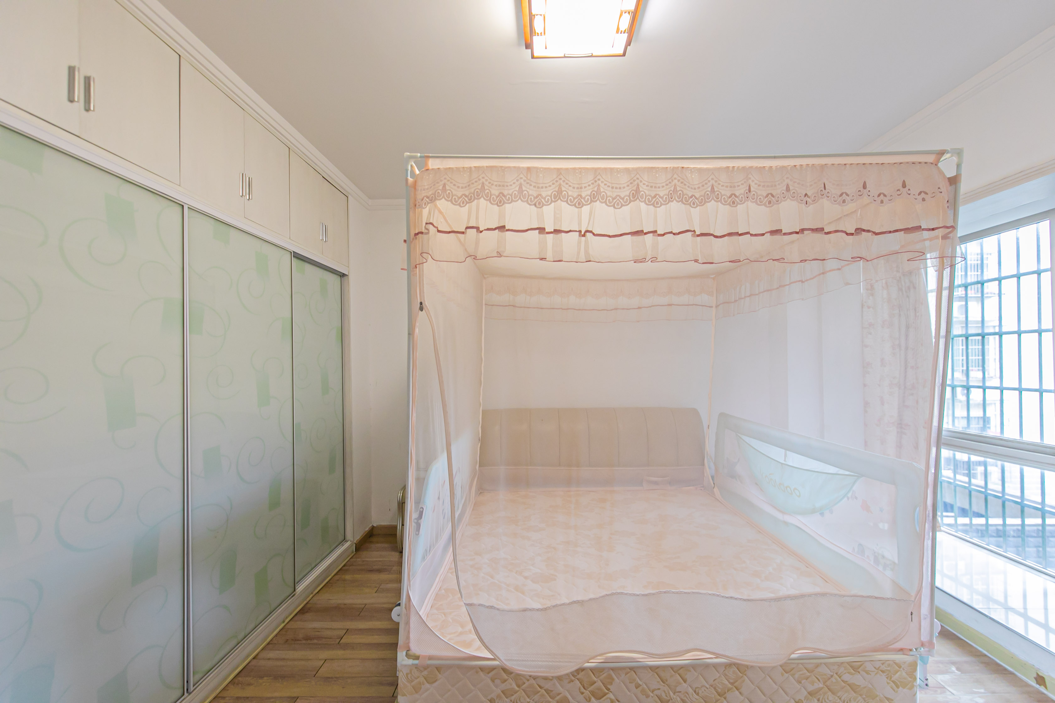 广泰家园 3室2厅2卫 86.0万 广泰家园 3室2厅2卫 86.0万卧室