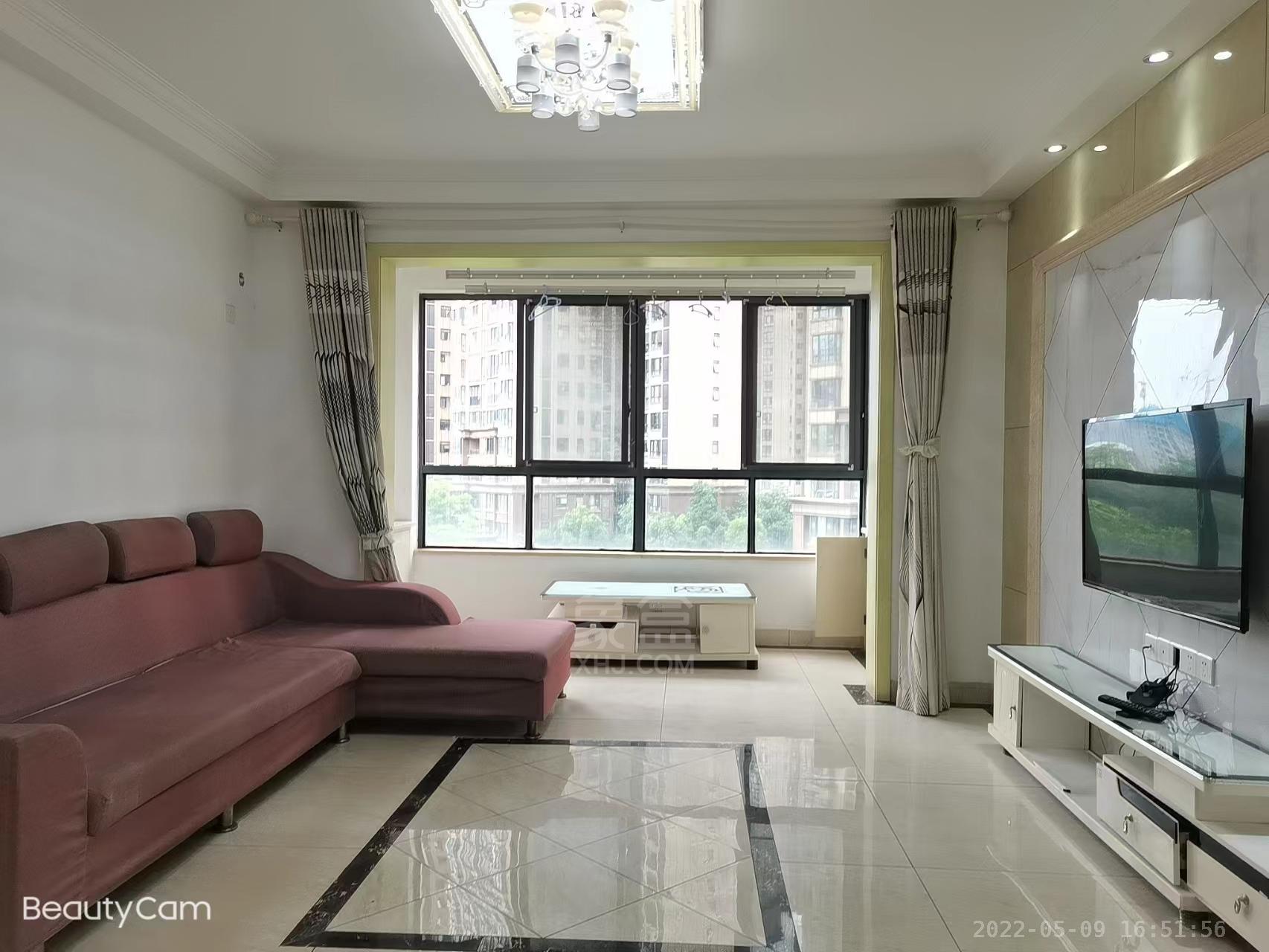 中建御山和苑 3室2厅2卫 92.0万 中建御山和苑 3室2厅2卫 92.0万客厅