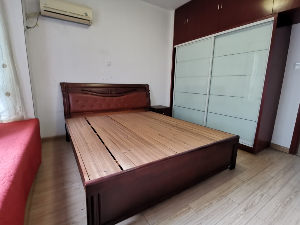 城市风景  2室2厅1卫    53.0万 城市风景  2室2厅1卫    53.0万客厅