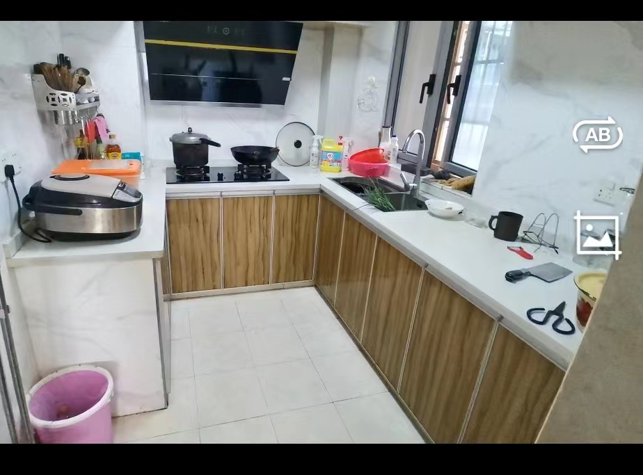 西郡佳园 3室2厅2卫 73.8万 西郡佳园 3室2厅2卫 73.8万客厅