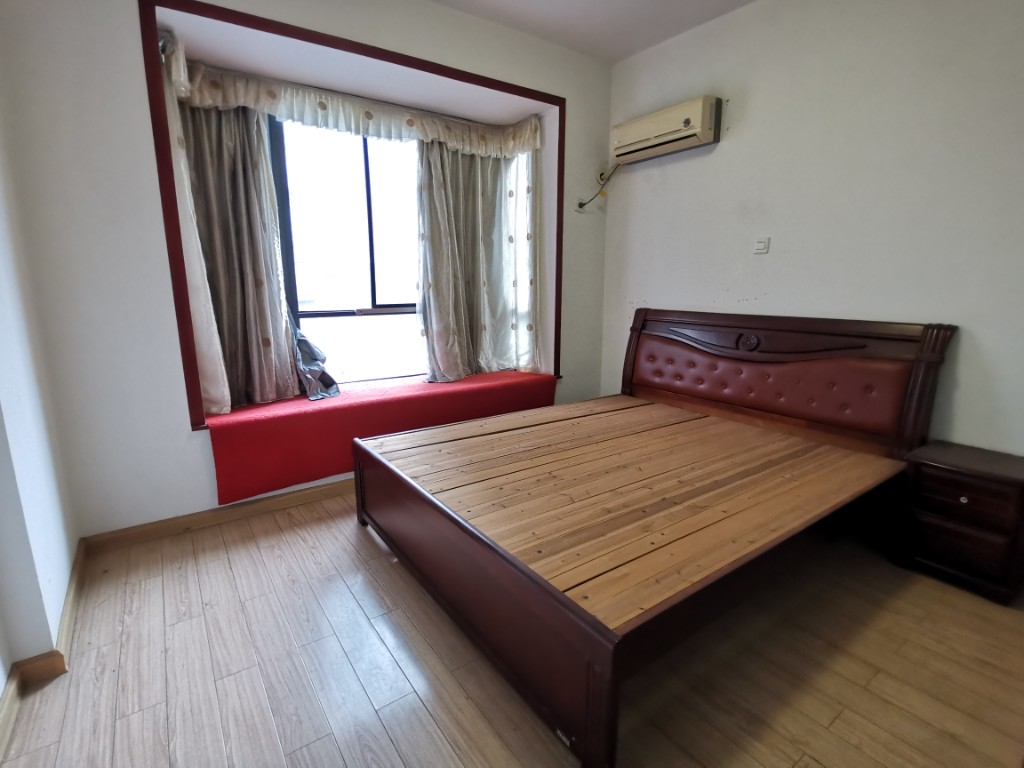 城市风景  2室2厅1卫    53.0万 城市风景  2室2厅1卫    53.0万客厅