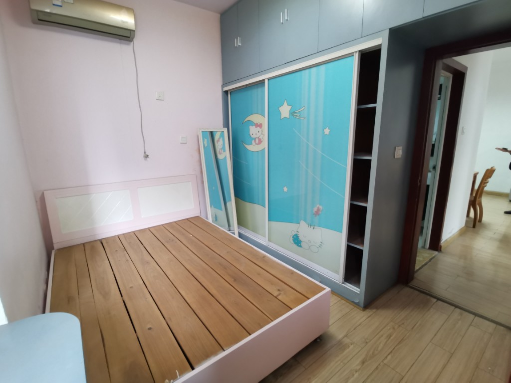 城市风景  2室2厅1卫    53.0万 城市风景  2室2厅1卫    53.0万客厅