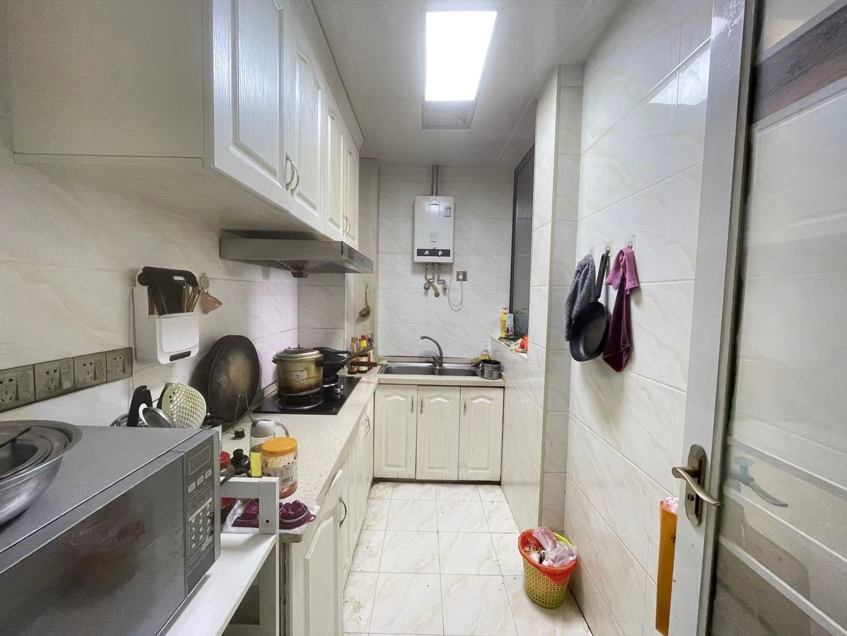 凯旋名门人民中路1006号 2室2厅1卫 65.0万 凯旋名门人民中路1006号 2室2厅1卫 65.0万客厅